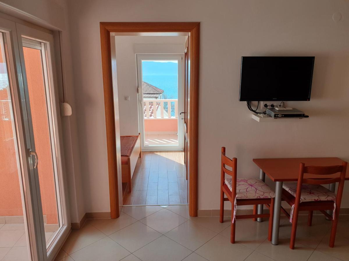 Apartments Knezovic Gradac (Split-Dalmatia) Exterior foto