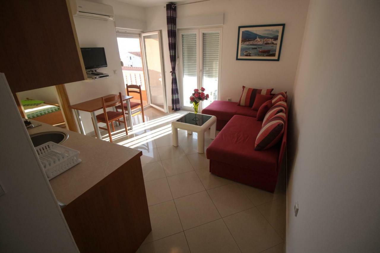 Apartments Knezovic Gradac (Split-Dalmatia) Exterior foto